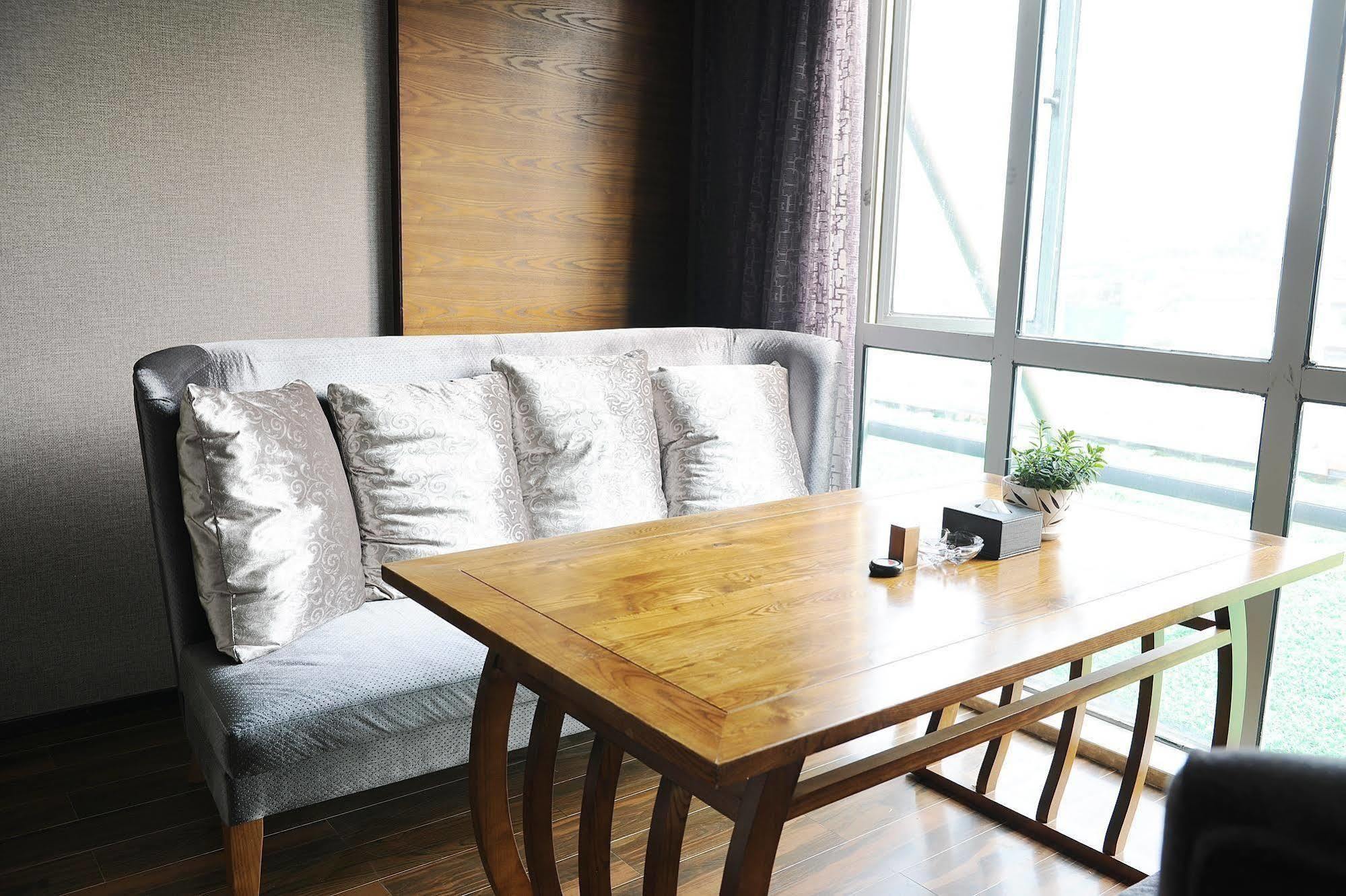 Yannian Lanjing Hotel - Changsha Bagian luar foto
